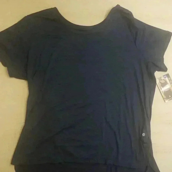 AVIA Top  - Picture 1 of 5